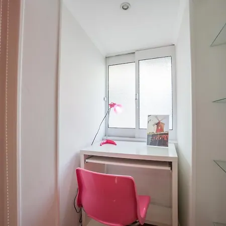 Guestready - Colorful 1br Apt - 15 Mins To Castelo De S Jorge Apartman *