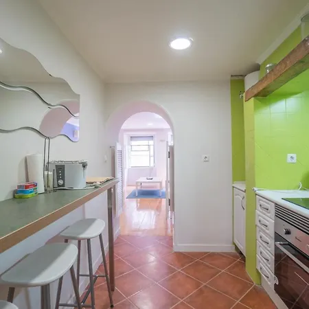 Guestready - Colorful 1br Apt - 15 Mins To Castelo De S Jorge * Лиссабон